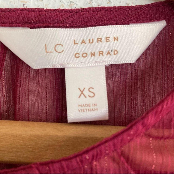 Y2K Flare Sheer Top XS Burgundy & Gold Thread Princess Bell Sleeve Whimsigoth - Picture 4 of 4